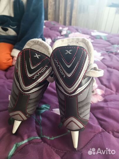 Хоккейные коньки bauer