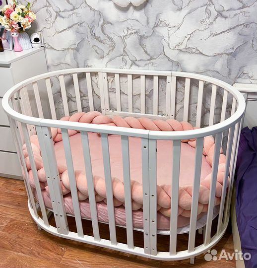 Детская кровать с маятником овальная