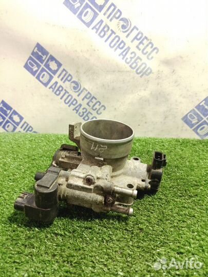 Дроссельная заслонка Toyota Avensis универсал 1.8