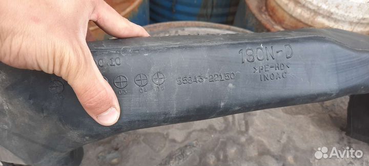 Воздуховод салона Toyota Mark 2 X110/2003