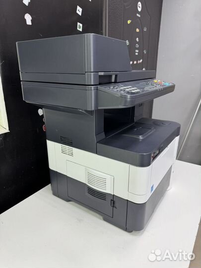 Мфу лазерное kyocera ecosys M3040dn. 139749