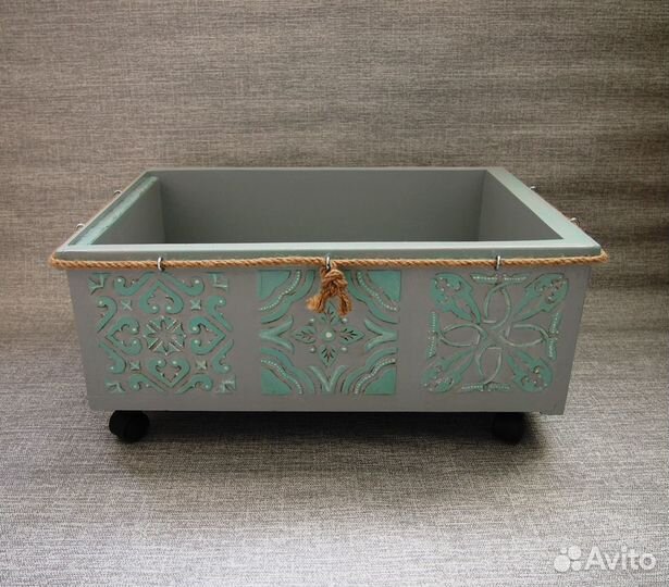Ящик для хранения на колесах
