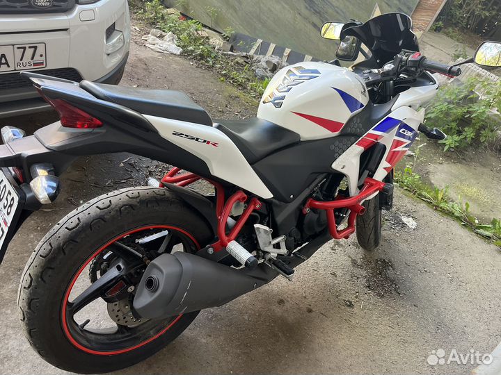 Продаю honda cbr 250ra