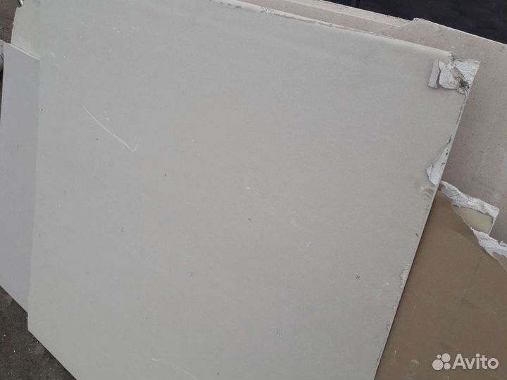 Гипсокартон.тот кто с ними дружит он на стройке