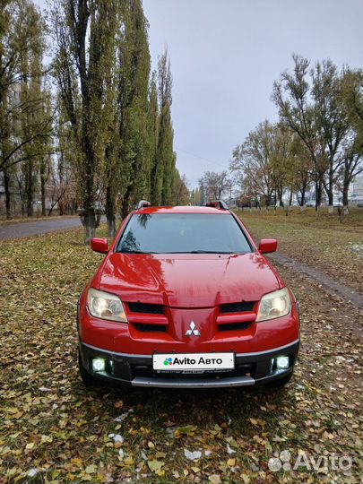 Mitsubishi Outlander 2.4 МТ, 2005, 200 000 км