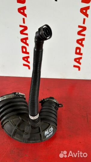 Патрубок воздушный Audi A6 C6 2.0 BRE TDI 2006