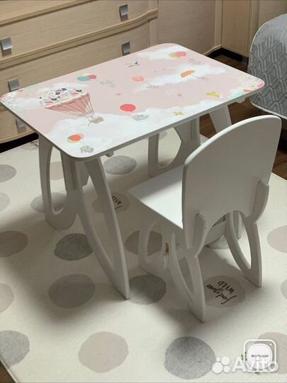 Детский стол и стул новый с рисунком