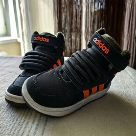 Высокие утеплённые кроссовки Adidas детские