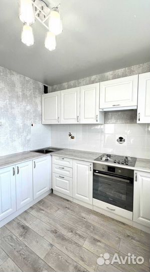 Кухонный гарнитур новый