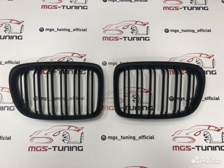 Решетка BMW X1 E84 в стиле Х1 М черный мат