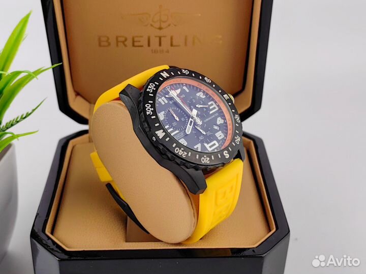 Часы мужские Breitling оранжевые