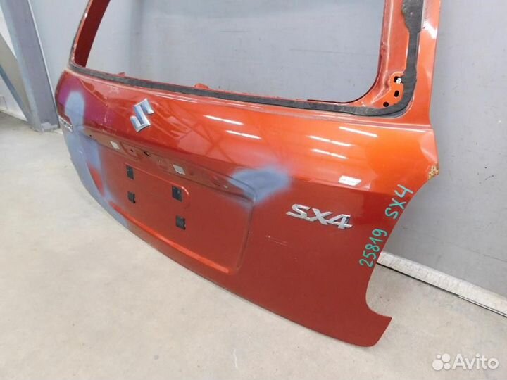Дверь багажника Suzuki SX4