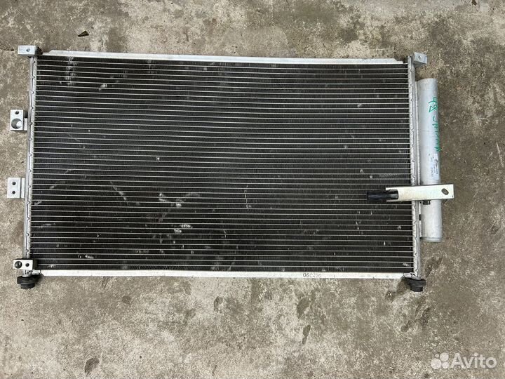 Хонда Цивик 4Д радиатор кондиционера