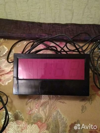 Телефоный аппарат. Часы электронные