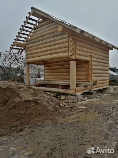 Готовый сруб дома из бревна