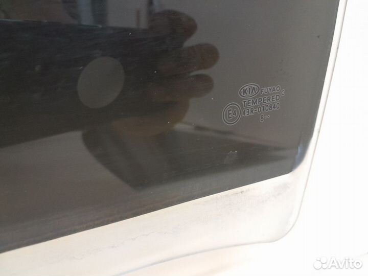 Стекло двери задней левой Kia Rio 4 FB 2017