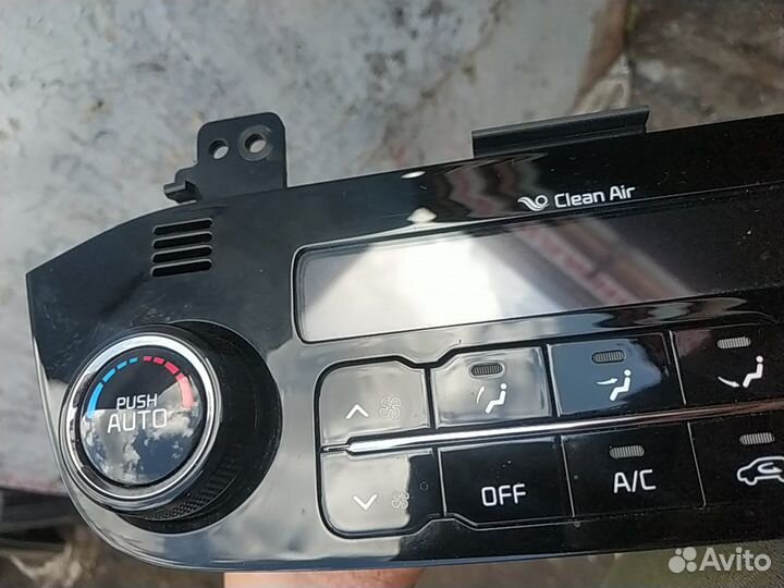 Блок управления кондиционером KIA sportage 3