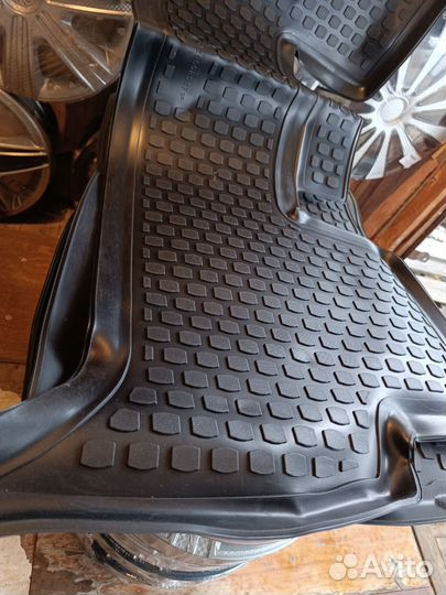 Коврики на Рено Сценик с 2009г