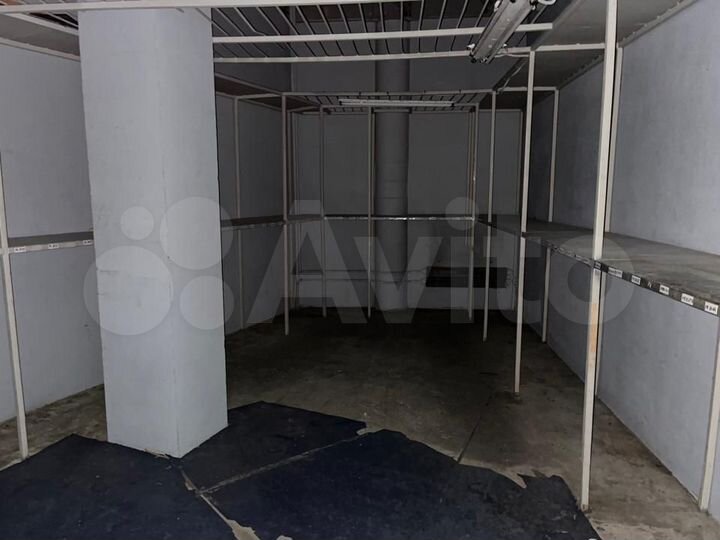 Сдам торговое помещение, 202.8 м²