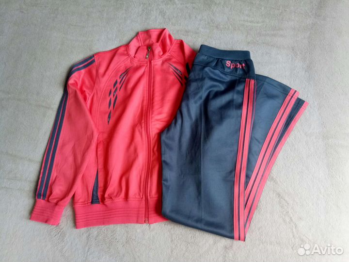 Костюм спортивный