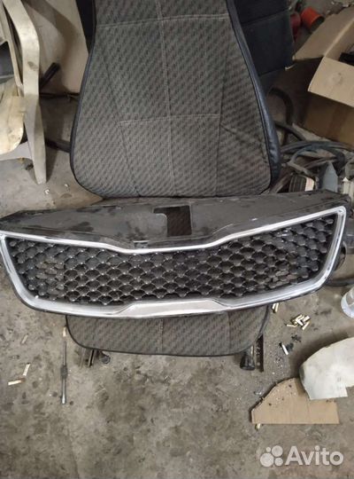 Радиаторная решетка kia