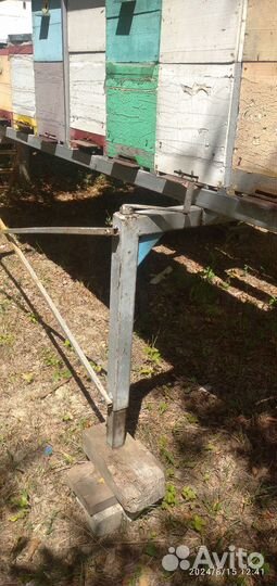 Пчелоплатформа с ульями