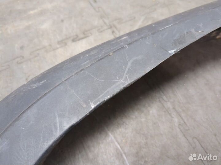 Молдинг крыла правое заднее Jeep Wrangler