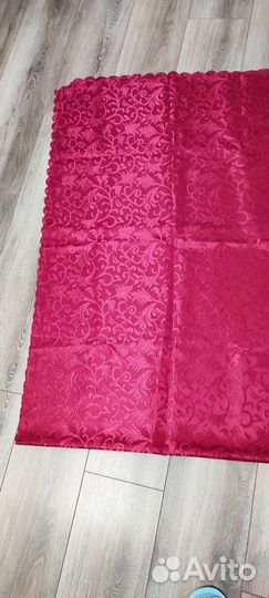 Скатерть новая 220*145 см