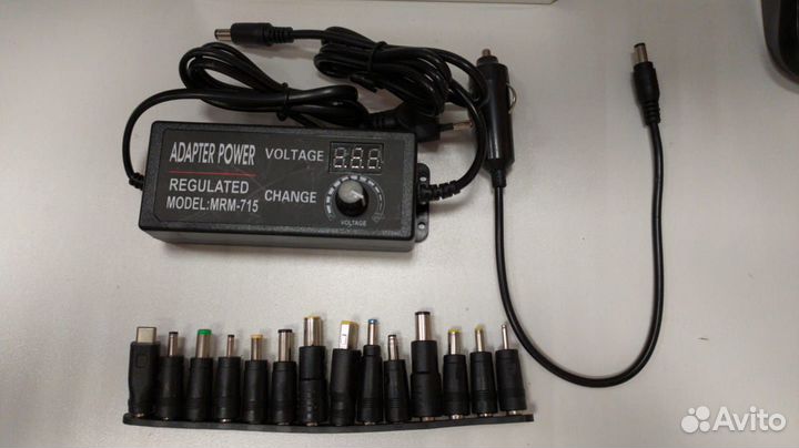 Зарядное устройство для ноутбуков MRM-715