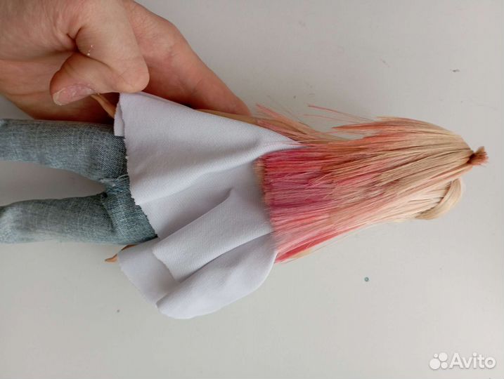 Barbie кукла шарнирная в коленях