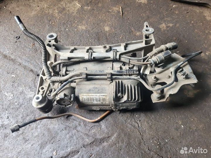 Компрессор подвески Porsche Cayenne 957 4.8 2008