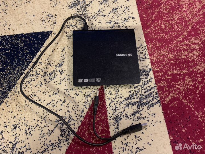 Самсунг проигрыватель CD, DVD дисков