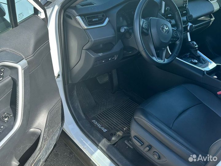 Toyota RAV4 2.5 AT, 2021, 18 375 км