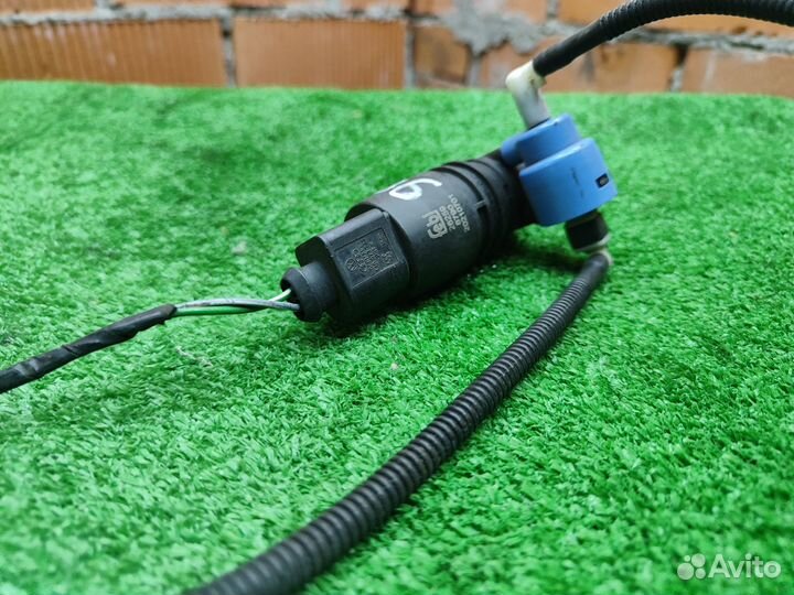 Моторчик омывателя Volkswagen Touareg 7L