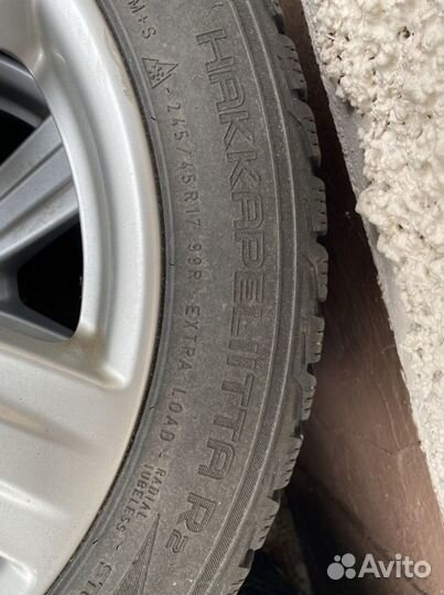 R17 Nokian Tyres Hakkapeliitta R2 245/45, PCD 5x140 DIA 10
