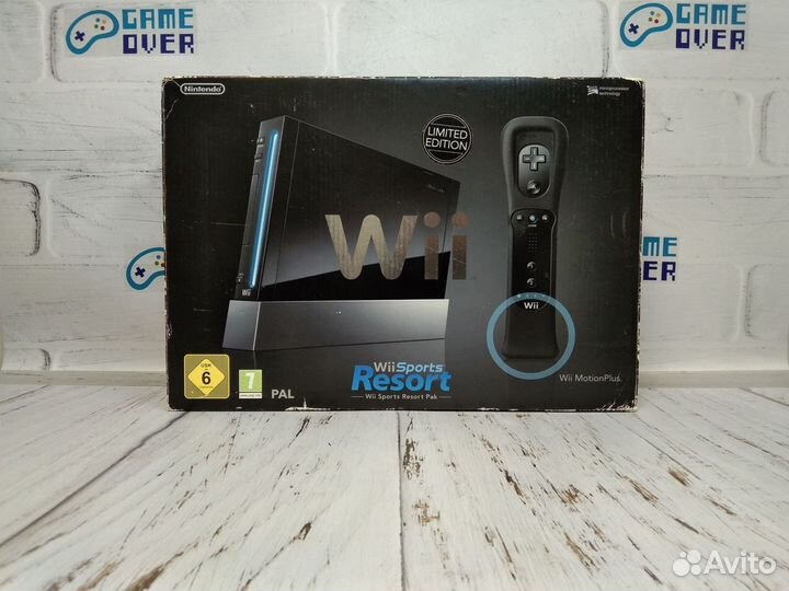 Игровая консоль Nintendo Wii Черная