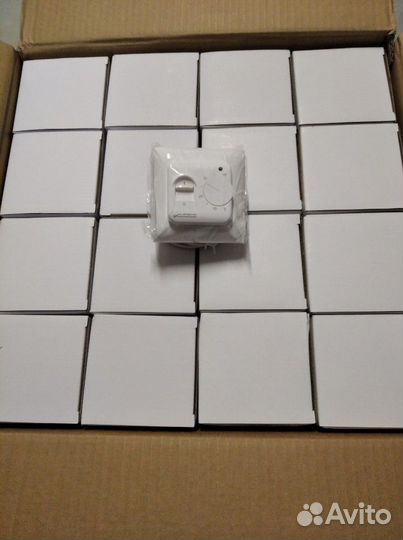 Терморегулятор RTC 70.26 (3.5 кВт) белый