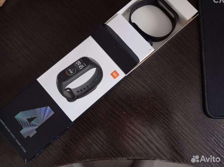 Часы xiaomi mi band 4