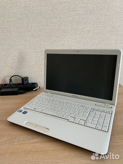 Ноутбук Toshiba Satellite L655