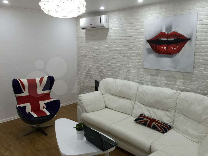 2-к. квартира, 86 м², 4/8 эт.