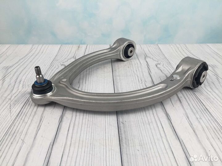 Рычаг Mersedes-Benz S-класс передний верхний левый