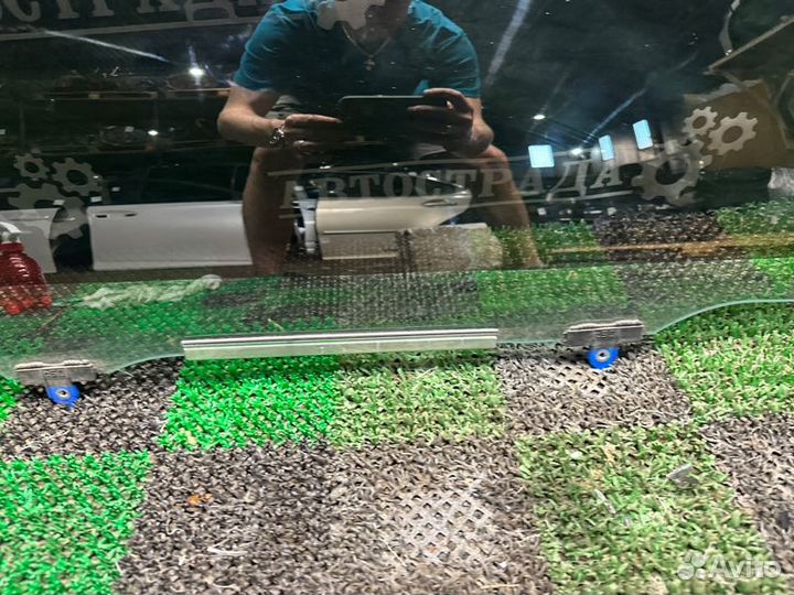 Стекло двери переднее правое Lexus Es 6 2012-2017