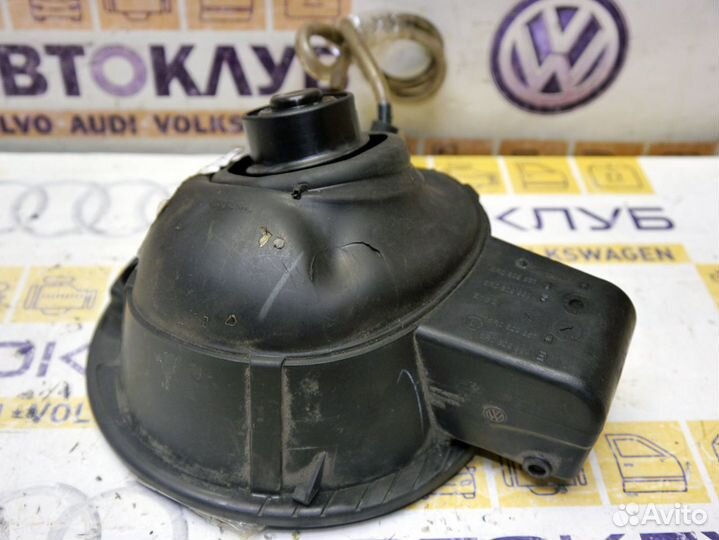 Лючок бензобака Фольксваген Поло5