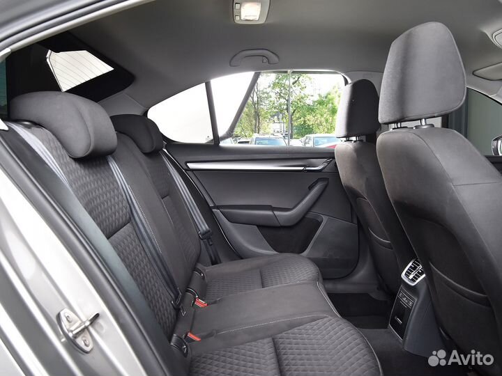 Skoda Octavia 1.6 AT, 2018, 90 494 км