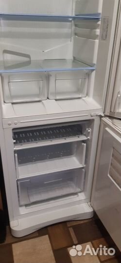 Холодильник бу Indesit