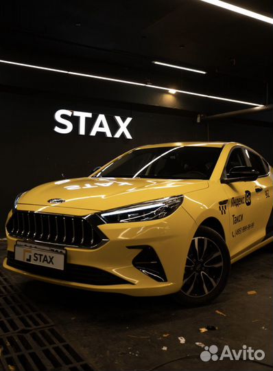 Оклейка авто пленкой под такси