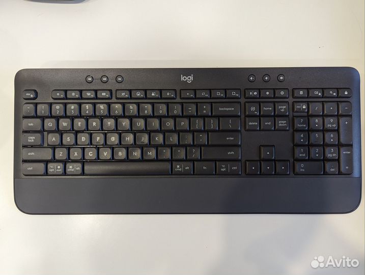 Беспроводная клавиатура Logitech Signature K650