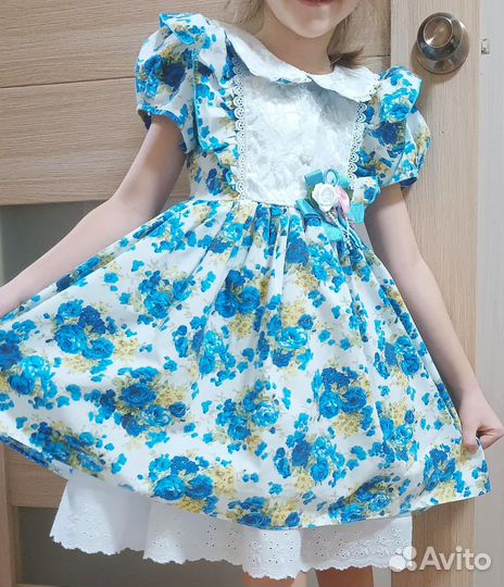Платье нарядное / праздничное / красивое на девочк