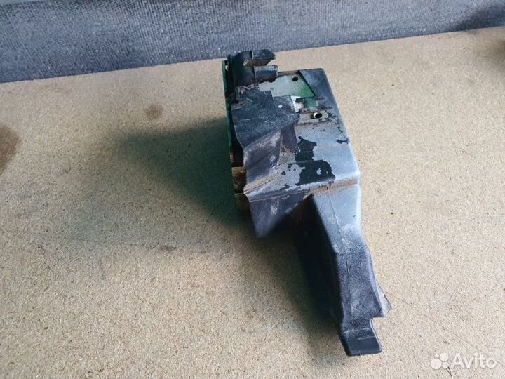 Замок двери передний левый Рено Симбол 2004