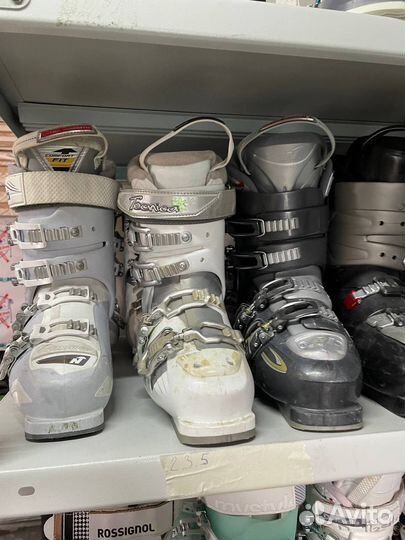 Горнолыжные ботинки женские